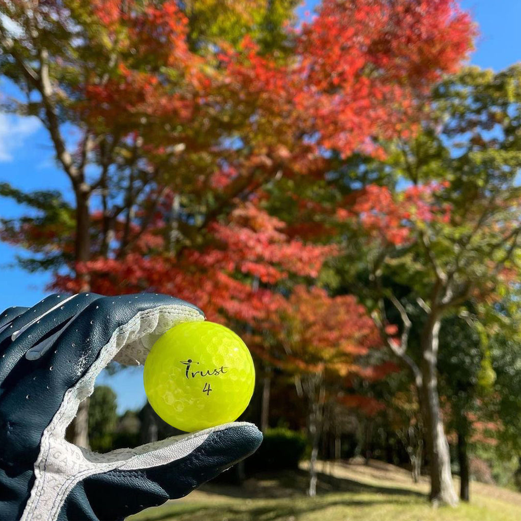 Trust Aurora - Crystal Urethane Covered with Dynamic Core Golf Ball